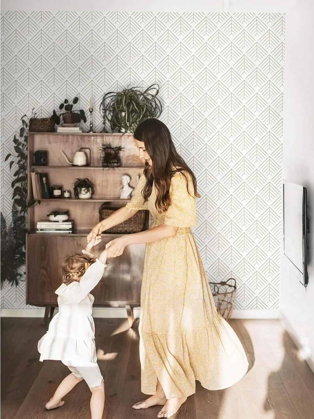 Boho Neutral Geometric Peel-and-Stick Wallpaper - White & Beige NWT